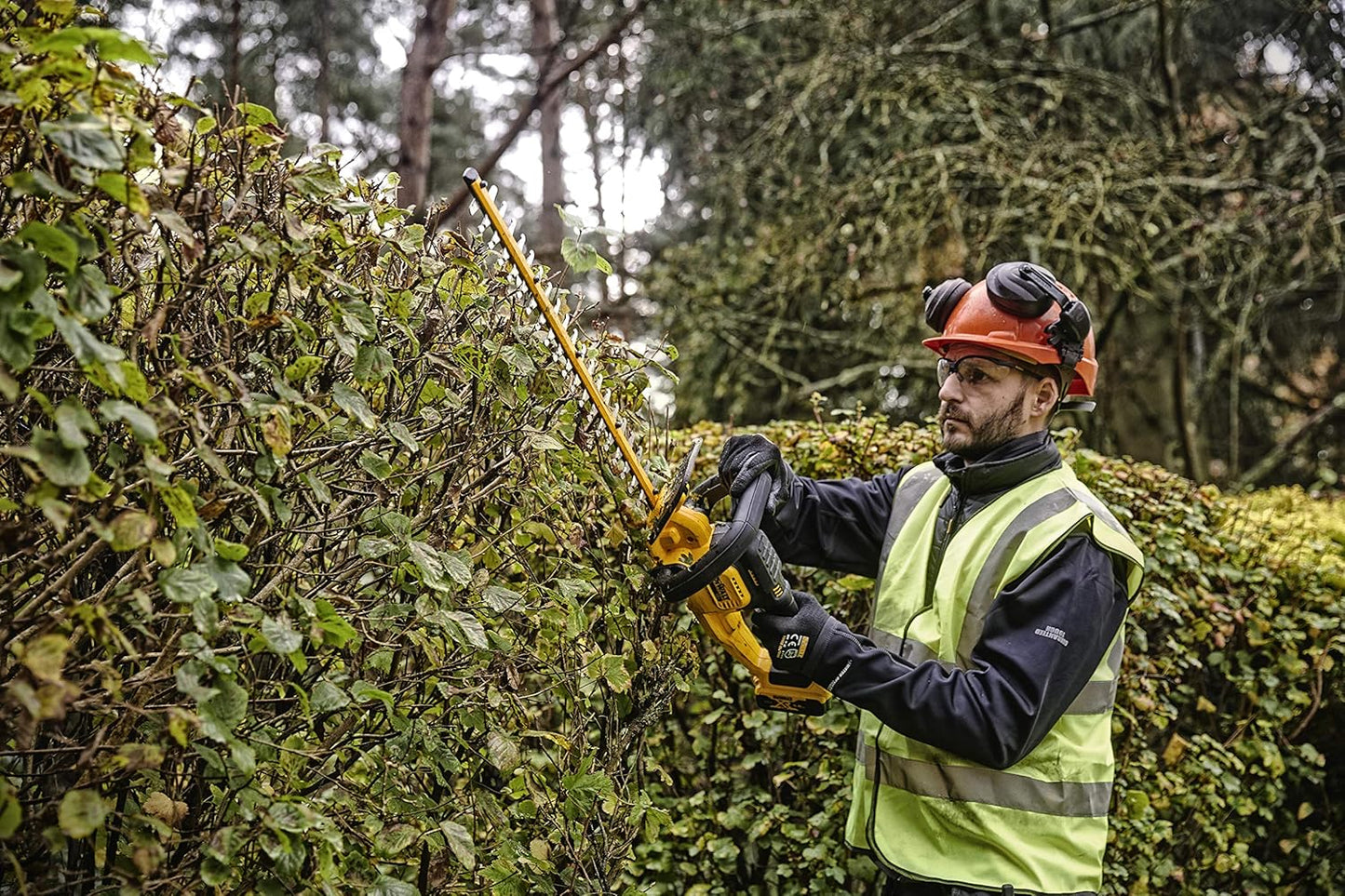 Cortasetos XR 18V 55cm Dewalt DCMHT563N