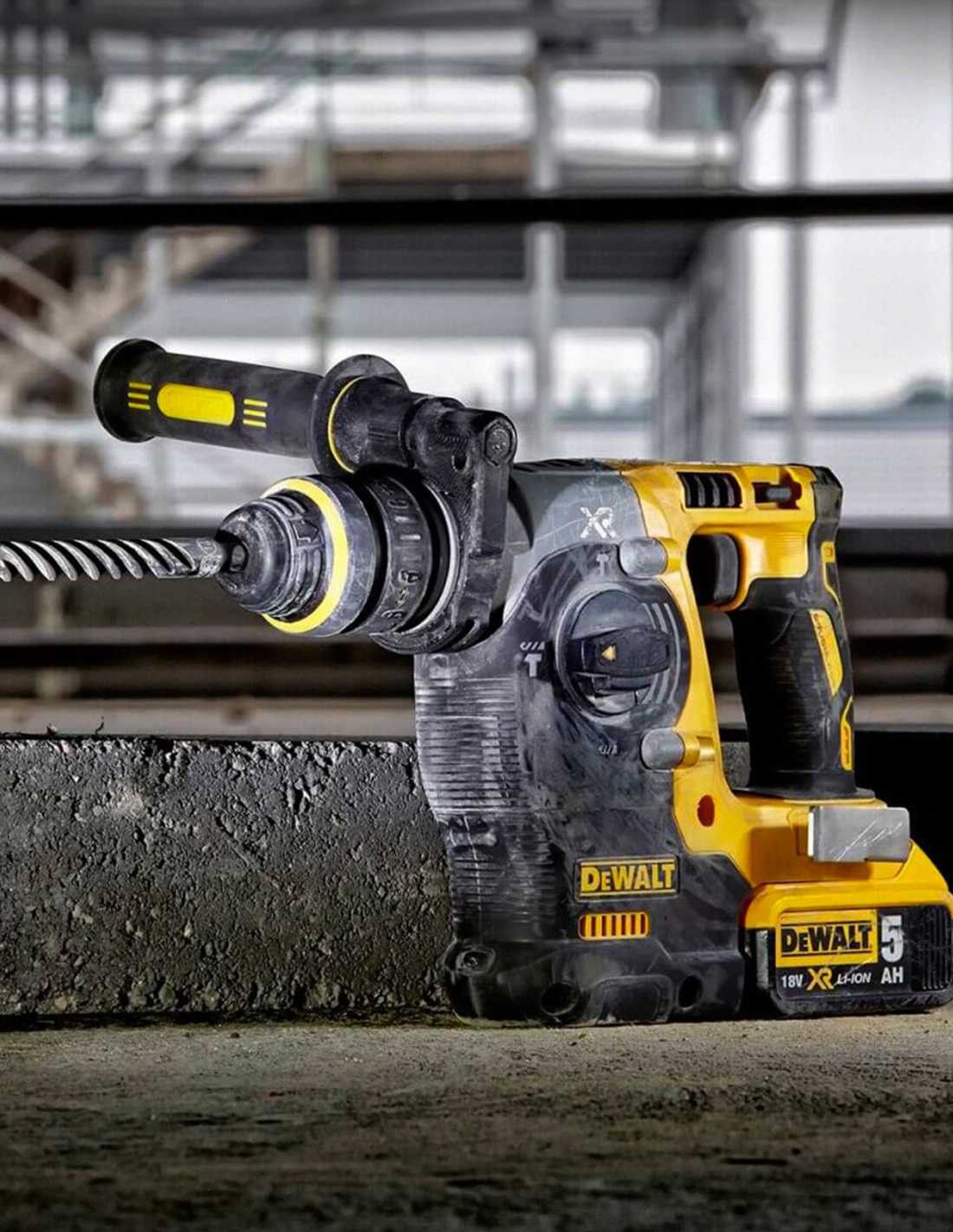 Kit Dewalt 11 herramientas + 3bat 5Ah + Cargador DCB1104 + 4xTSTAK DCK110P3
