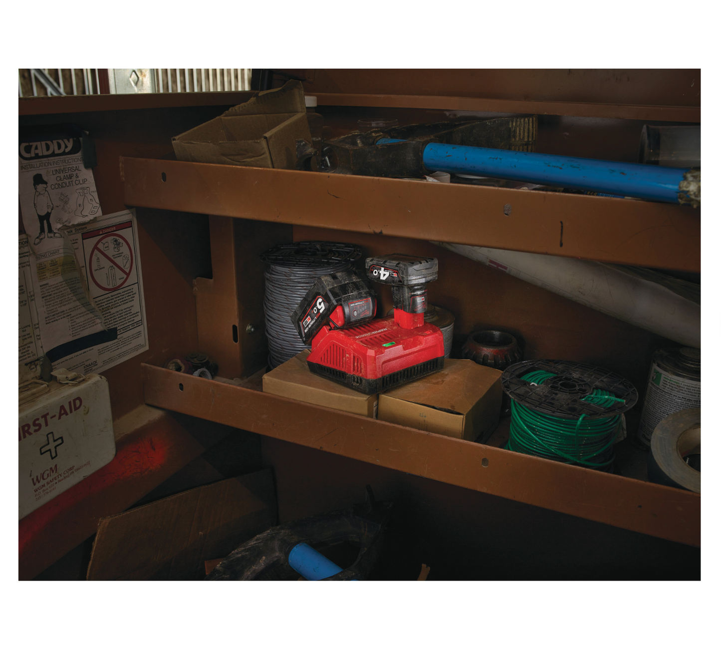 Powerpack Trapano a percussione + smerigliatrice + 2bat 5Ah + caricatore Milwaukee con 2 custodie M18 FPP2E3-502X
